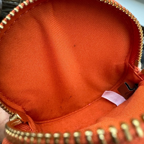 Limited Edition • COACH Jack-O-Lantern Coin Purse!🎃🧡 - Picture 8 of 15